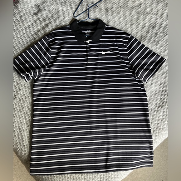 New - Nike Dri-Fit Golf Shirt - Picture 1 of 1